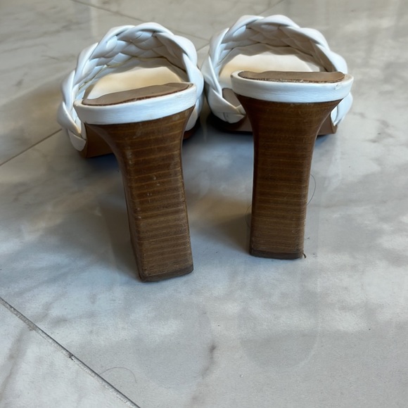 One band woven heel sandal slide - Picture 3 of 9